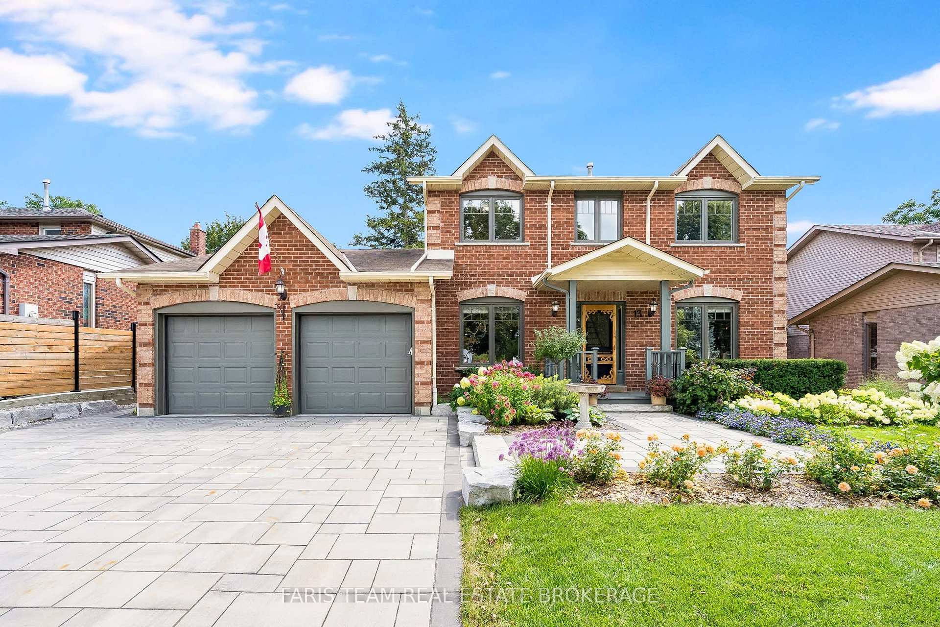 Photo 2 of 13 Kidd's Lane, Innisfil, Cookstown — HOMEH