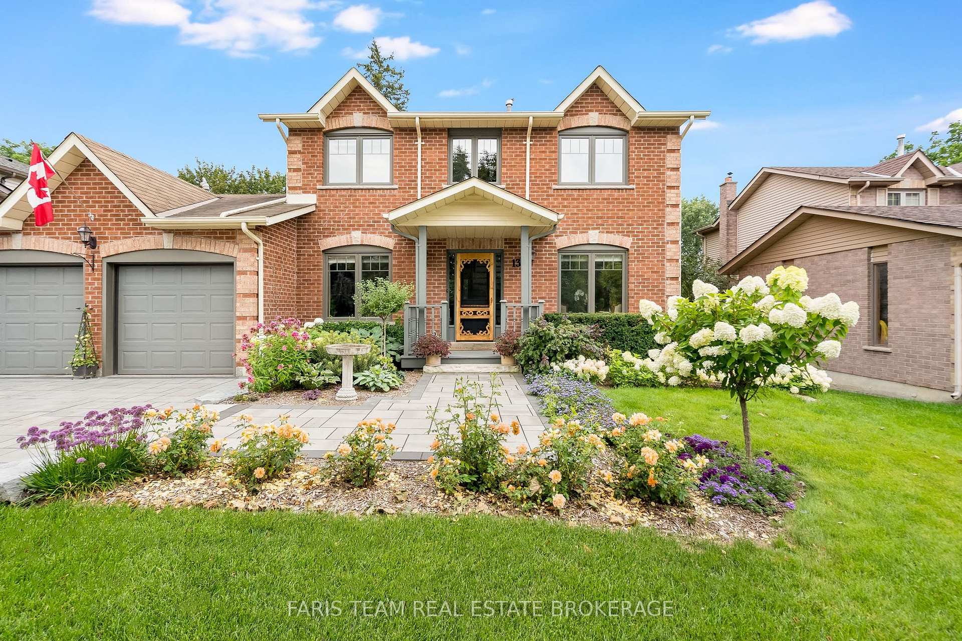 Photo 3 of 13 Kidd's Lane, Innisfil, Cookstown — HOMEH