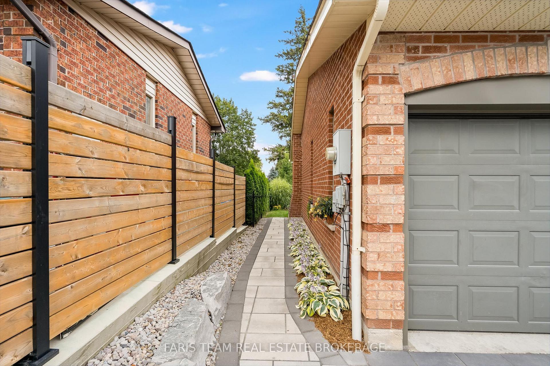Photo 43 of 13 Kidd's Lane, Innisfil, Cookstown — HOMEH
