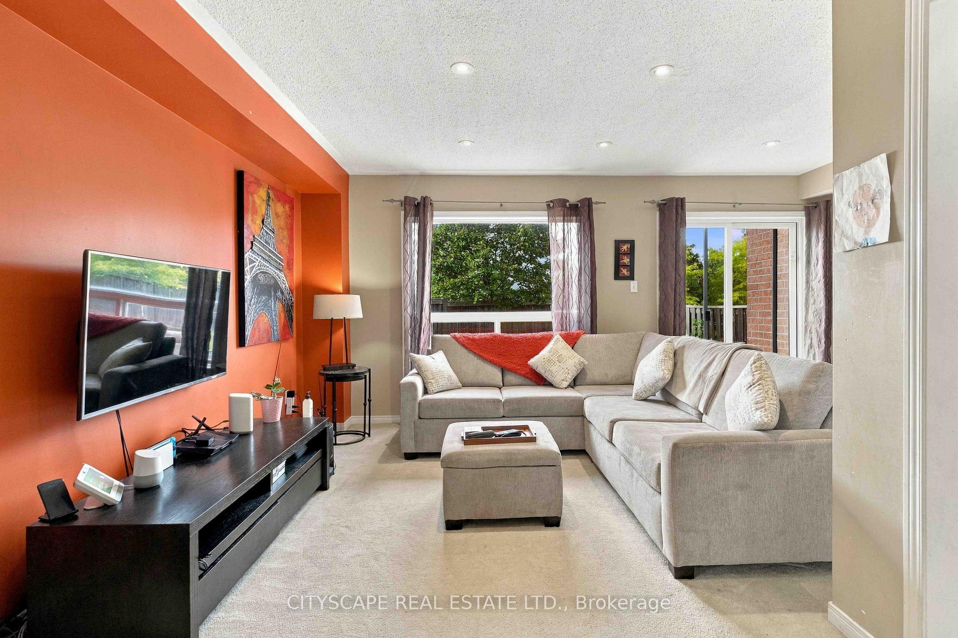 Photo 7 of Unit 147, 6399 Spinnaker Circle, Mississauga, Meadowvale Village — HOMEH