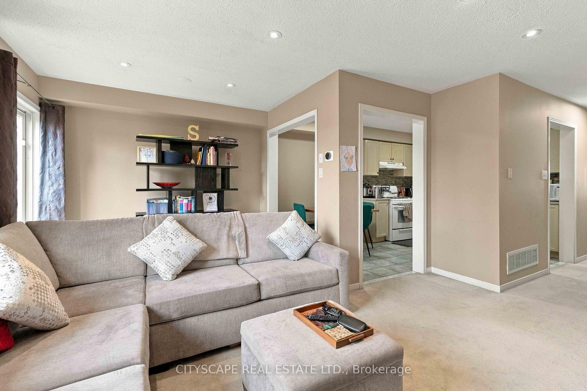 Photo 9 of Unit 147, 6399 Spinnaker Circle, Mississauga, Meadowvale Village — HOMEH