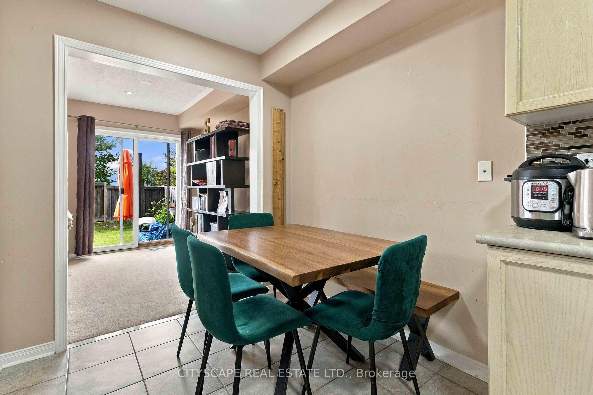 Photo 13 of Unit 147, 6399 Spinnaker Circle, Mississauga, Meadowvale Village — HOMEH