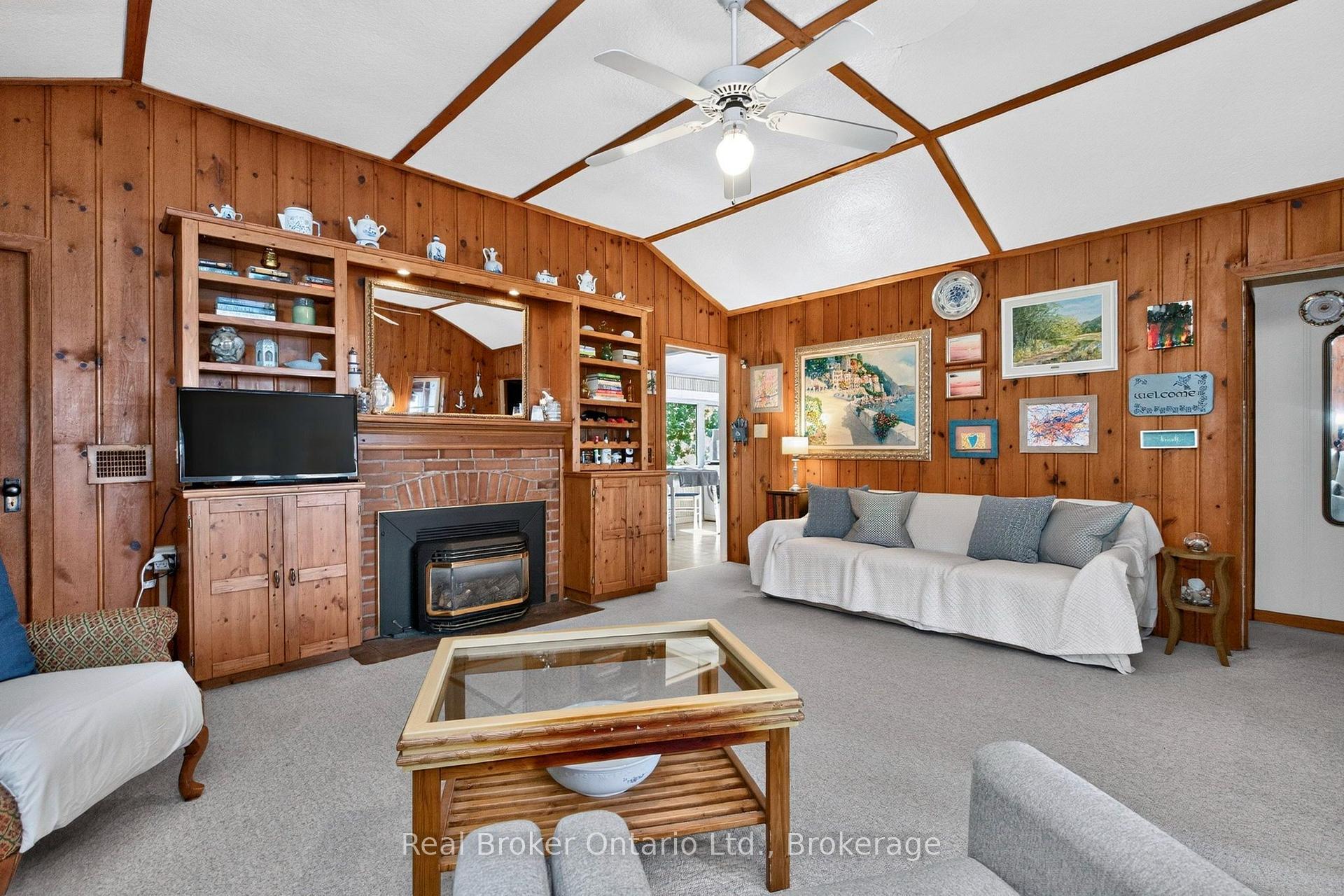 Photo 24 of 56 Belgrove Crescent, Tiny, Rural Tiny — HOMEH