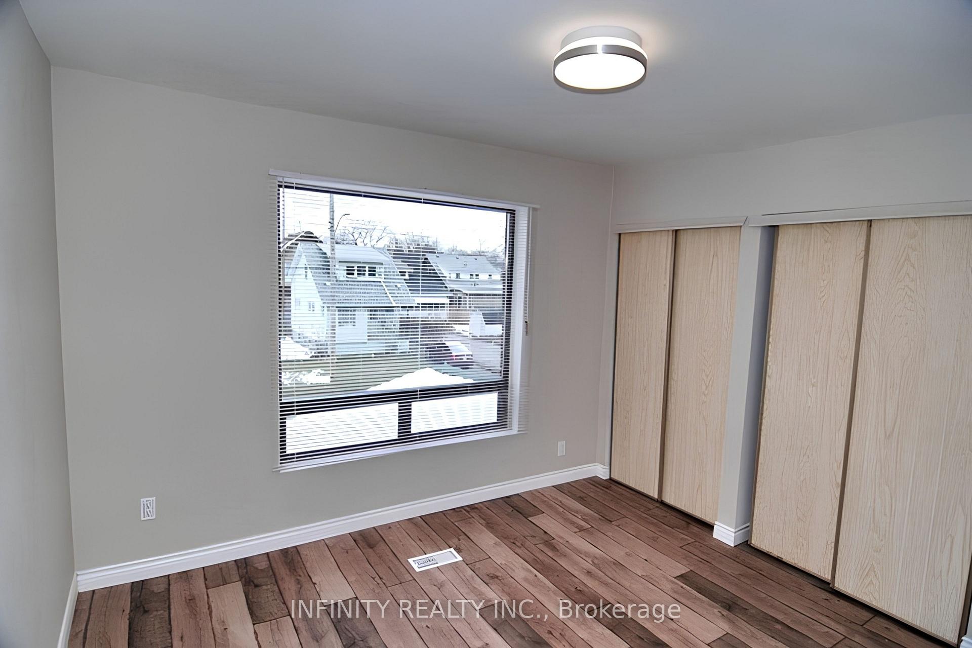Photo 24 of 423 Wellington Avenue, Windsor, Windsor University District — HOMEH