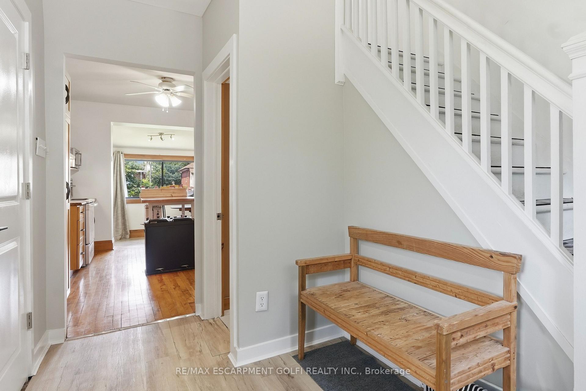 Photo 4 of 60 Oliver Street, Guelph, St. Patrick's Ward — HOMEH