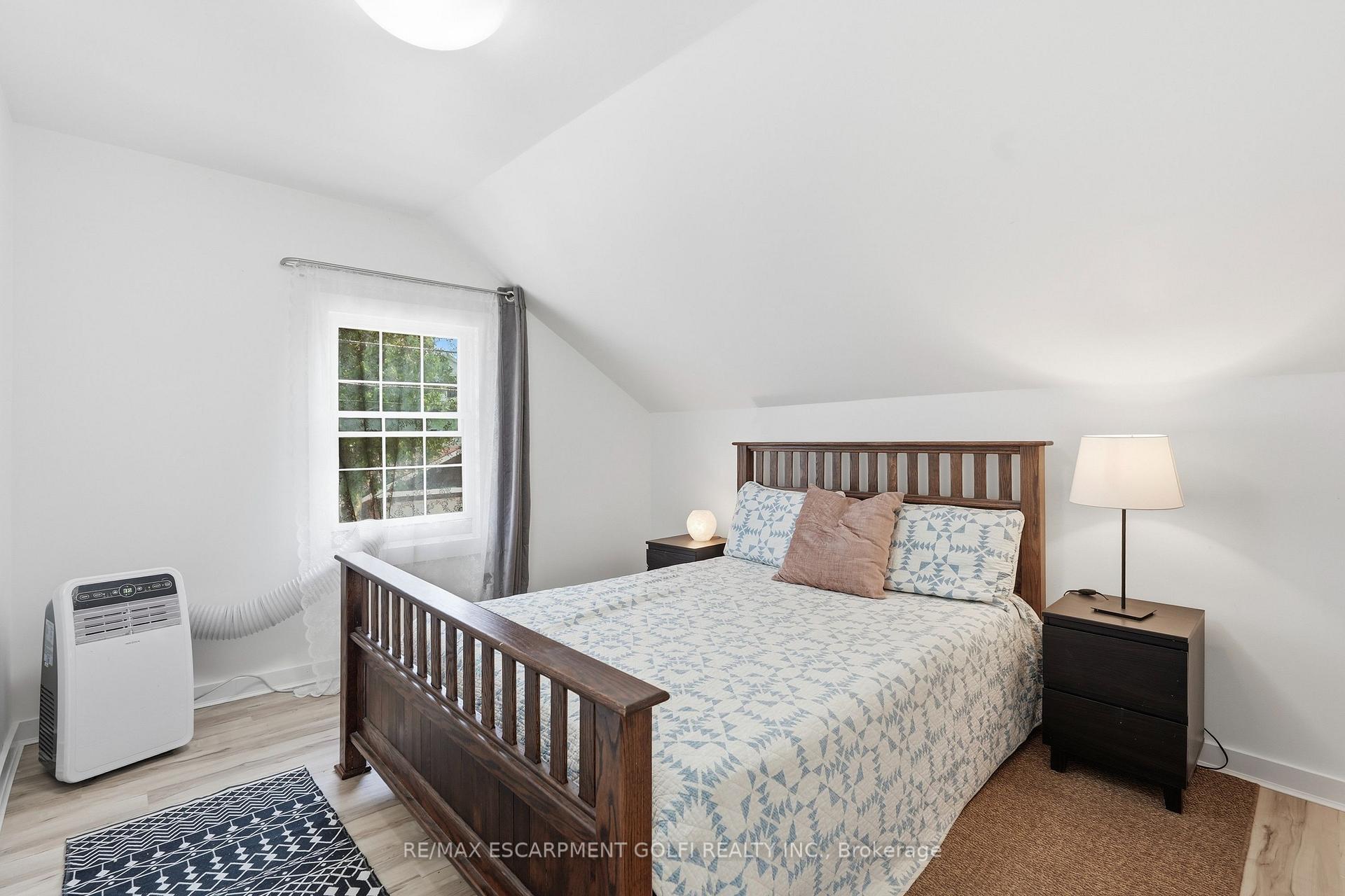 Photo 17 of 60 Oliver Street, Guelph, St. Patrick's Ward — HOMEH