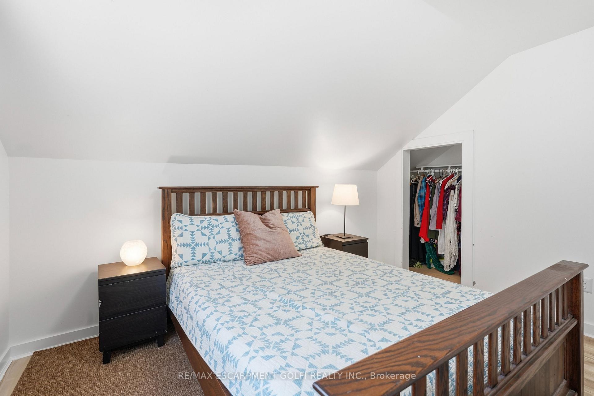 Photo 18 of 60 Oliver Street, Guelph, St. Patrick's Ward — HOMEH