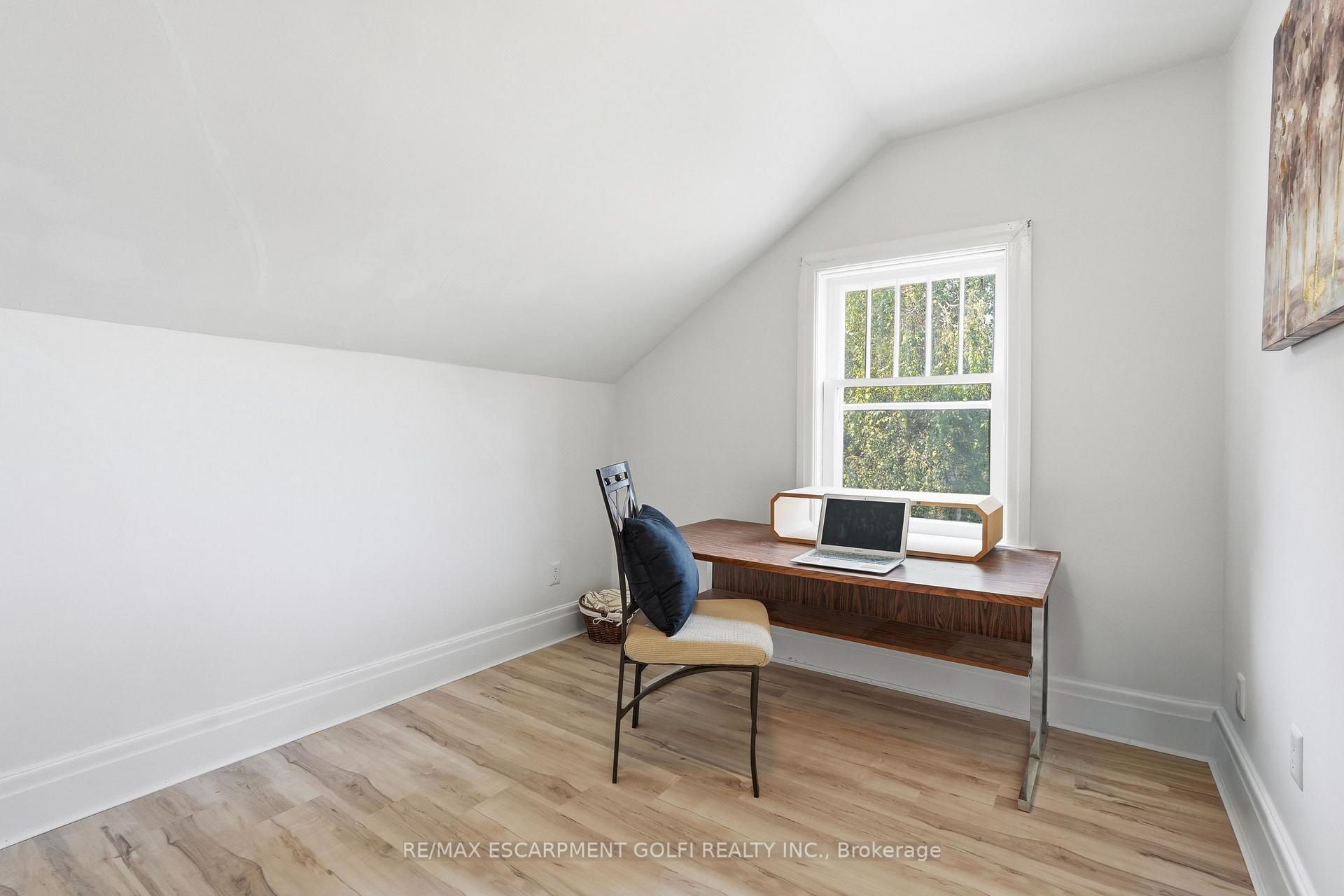 Photo 26 of 60 Oliver Street, Guelph, St. Patrick's Ward — HOMEH