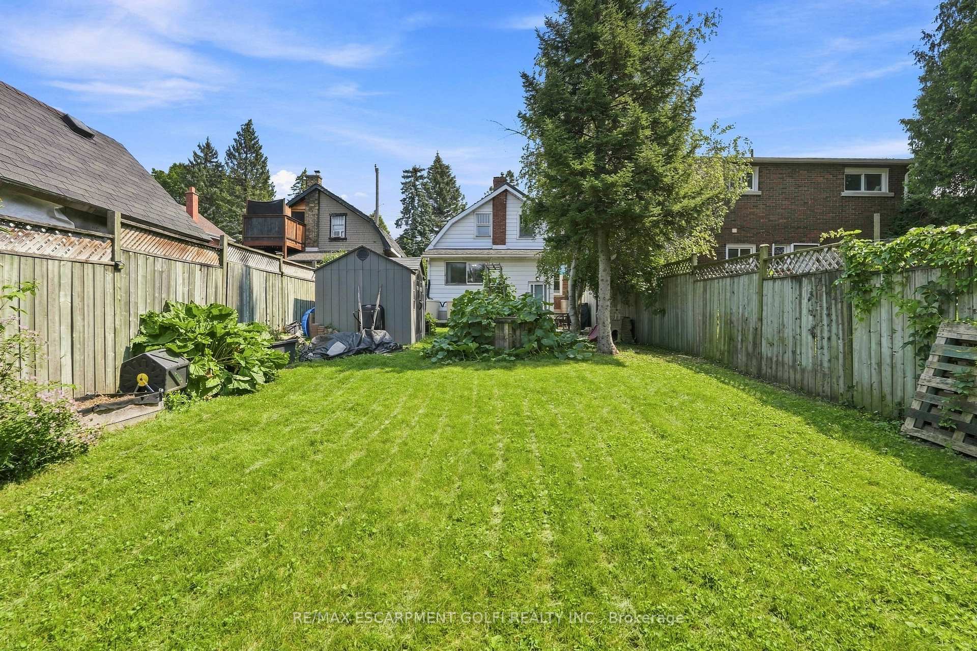 Photo 32 of 60 Oliver Street, Guelph, St. Patrick's Ward — HOMEH