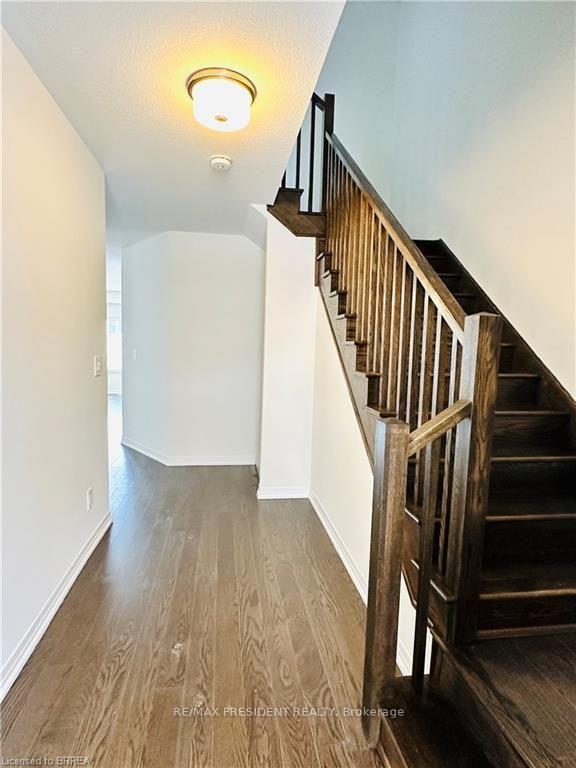 Photo 8 of 31 Stokes Road, Brant, Paris — HOMEH