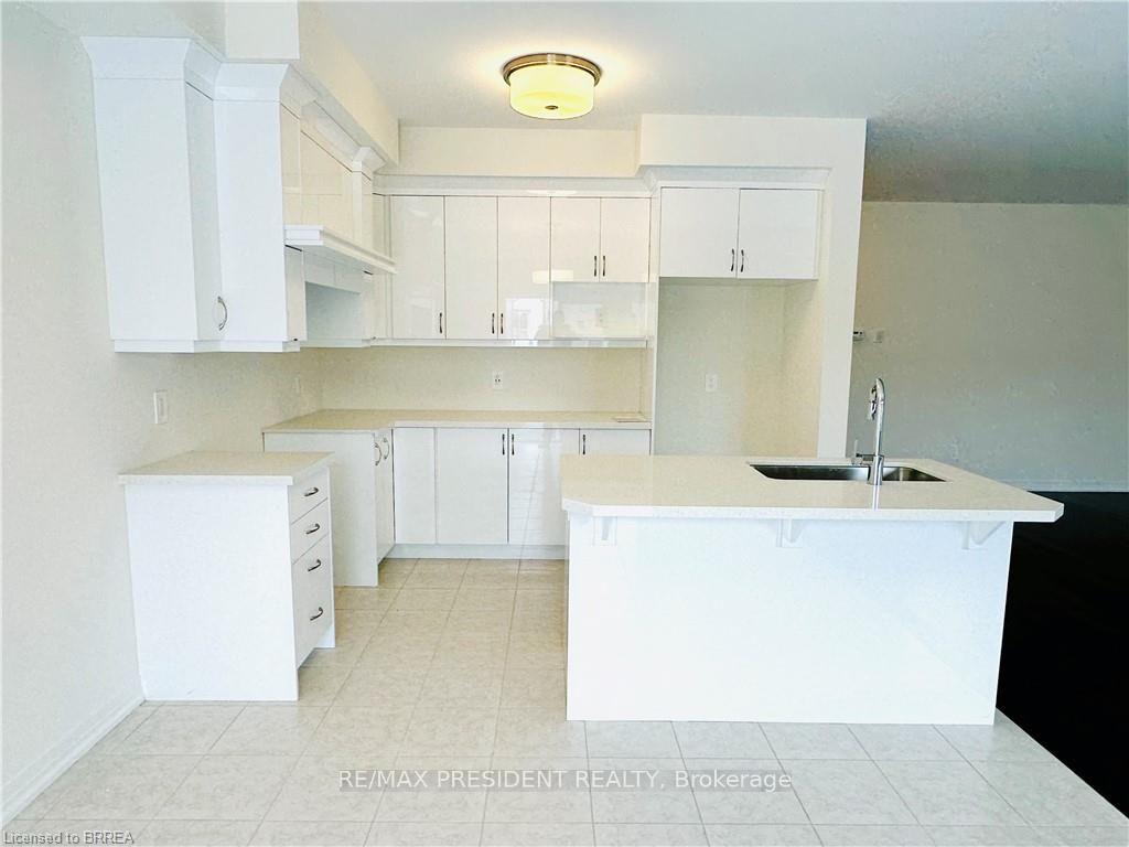 Photo 11 of 31 Stokes Road, Brant, Paris — HOMEH