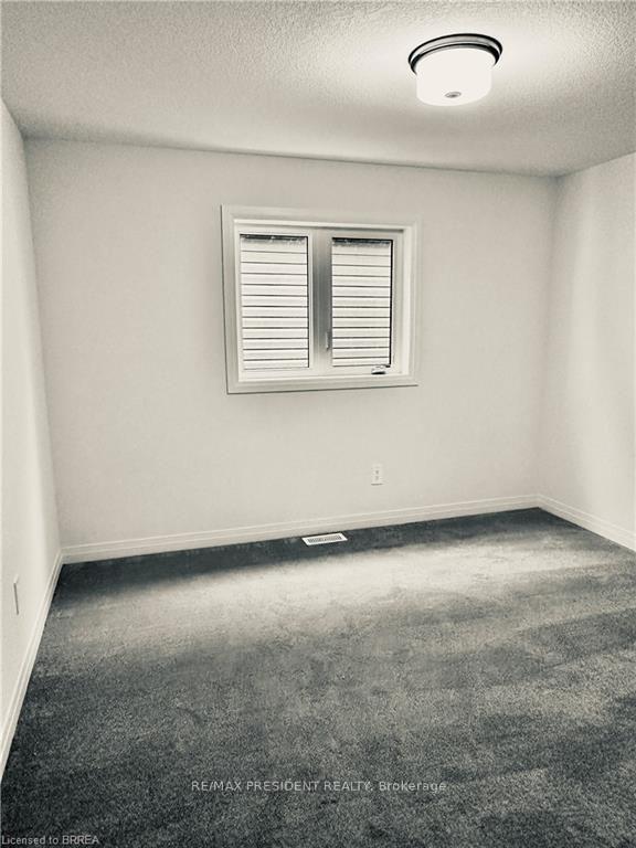 Photo 15 of 31 Stokes Road, Brant, Paris — HOMEH