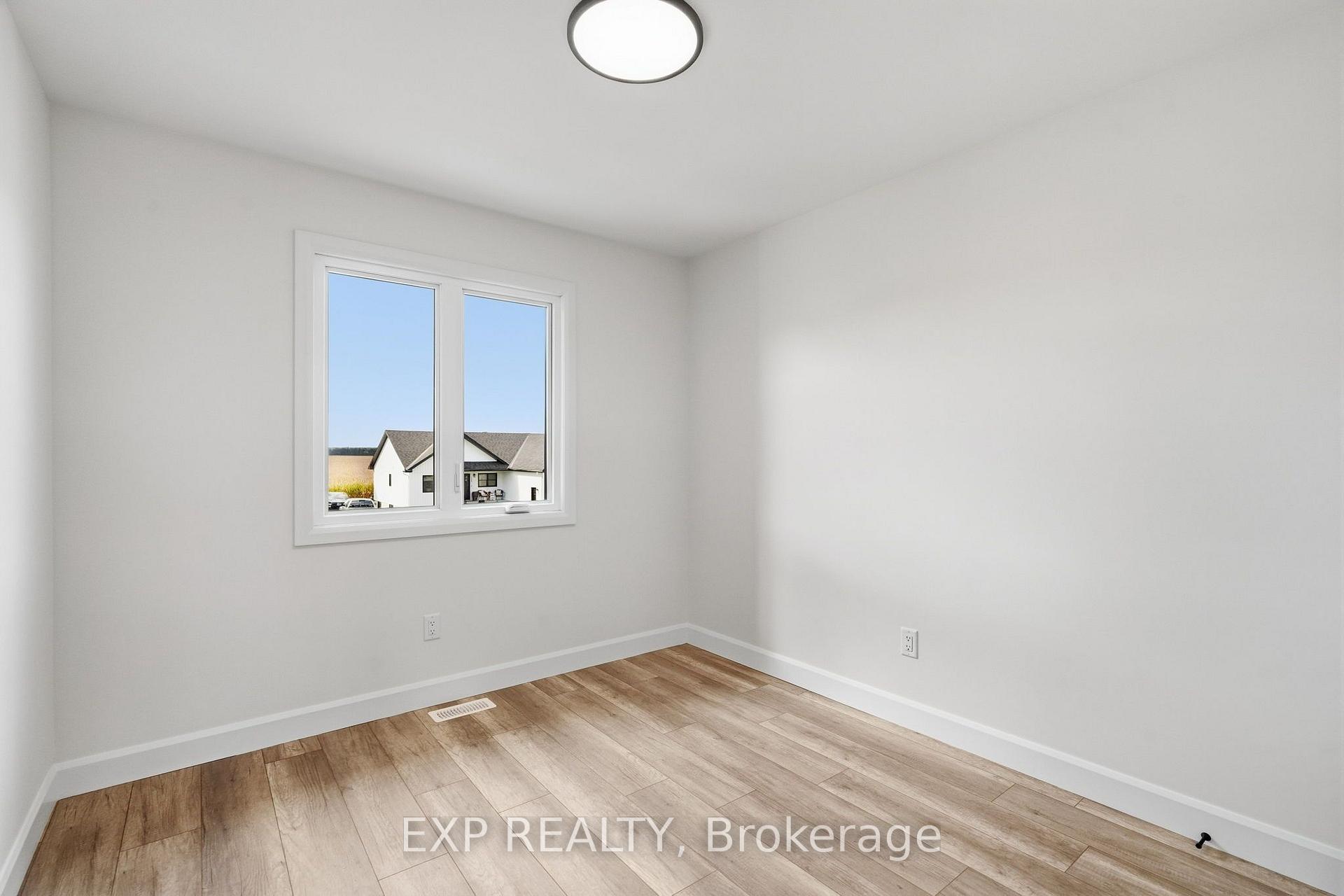 Photo 15 of 142 Elizabeth Street, North Dundas, Chesterville — HOMEH
