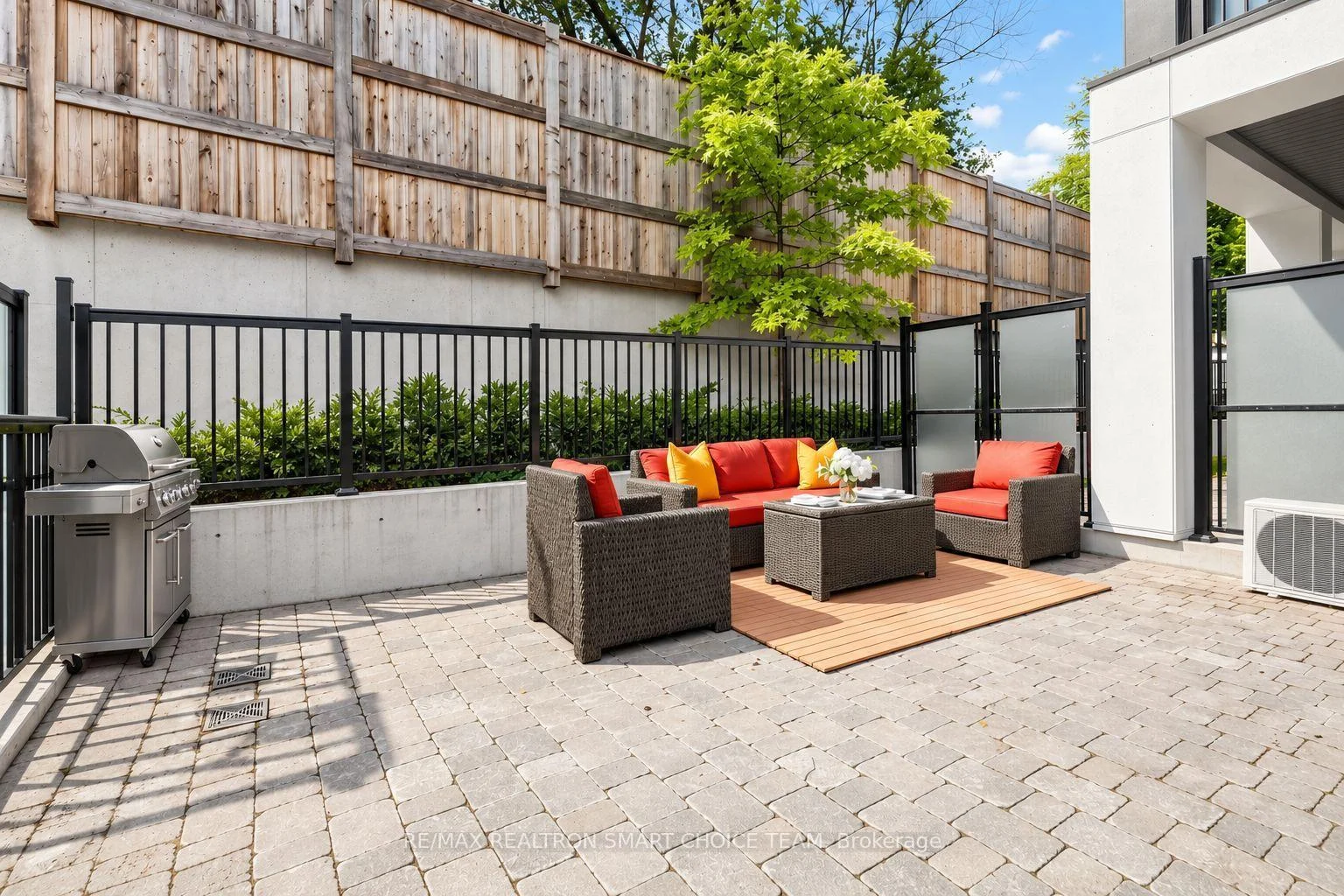 Photo 7 of Unit 108, 130 Canon Jackson Drive, North York, Beechborough-Greenbrook — HOMEH