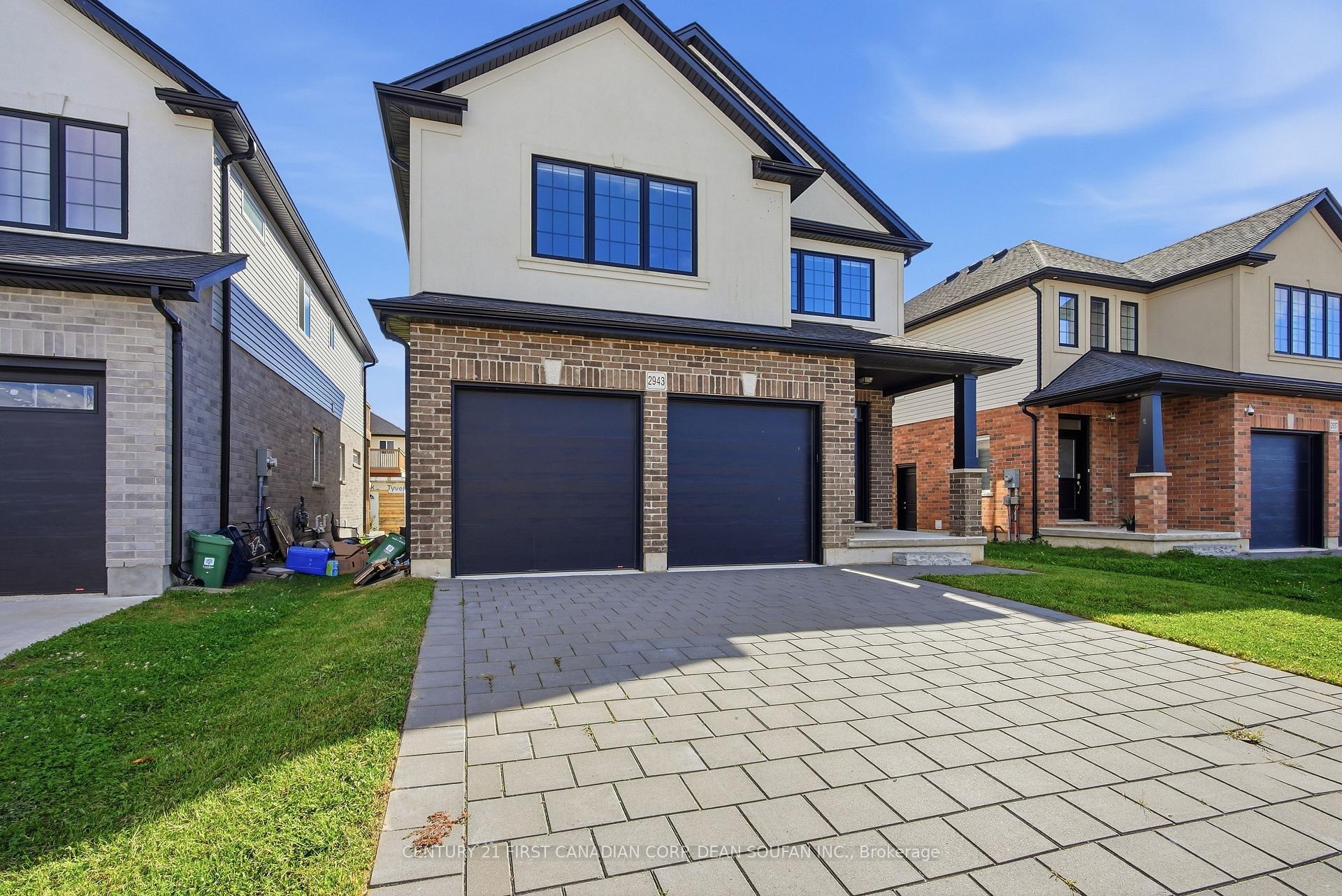 Photo 3 of 2943 Lemieux Walk, London, South W — HOMEH