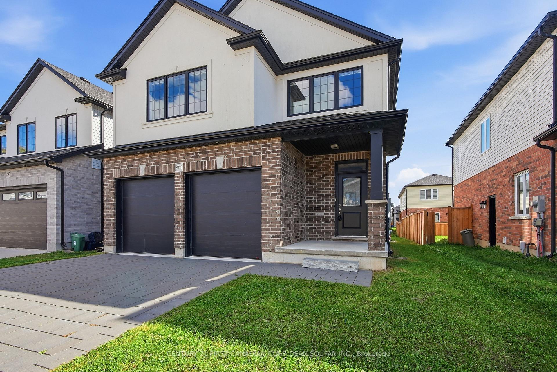 Photo 4 of 2943 Lemieux Walk, London, South W — HOMEH