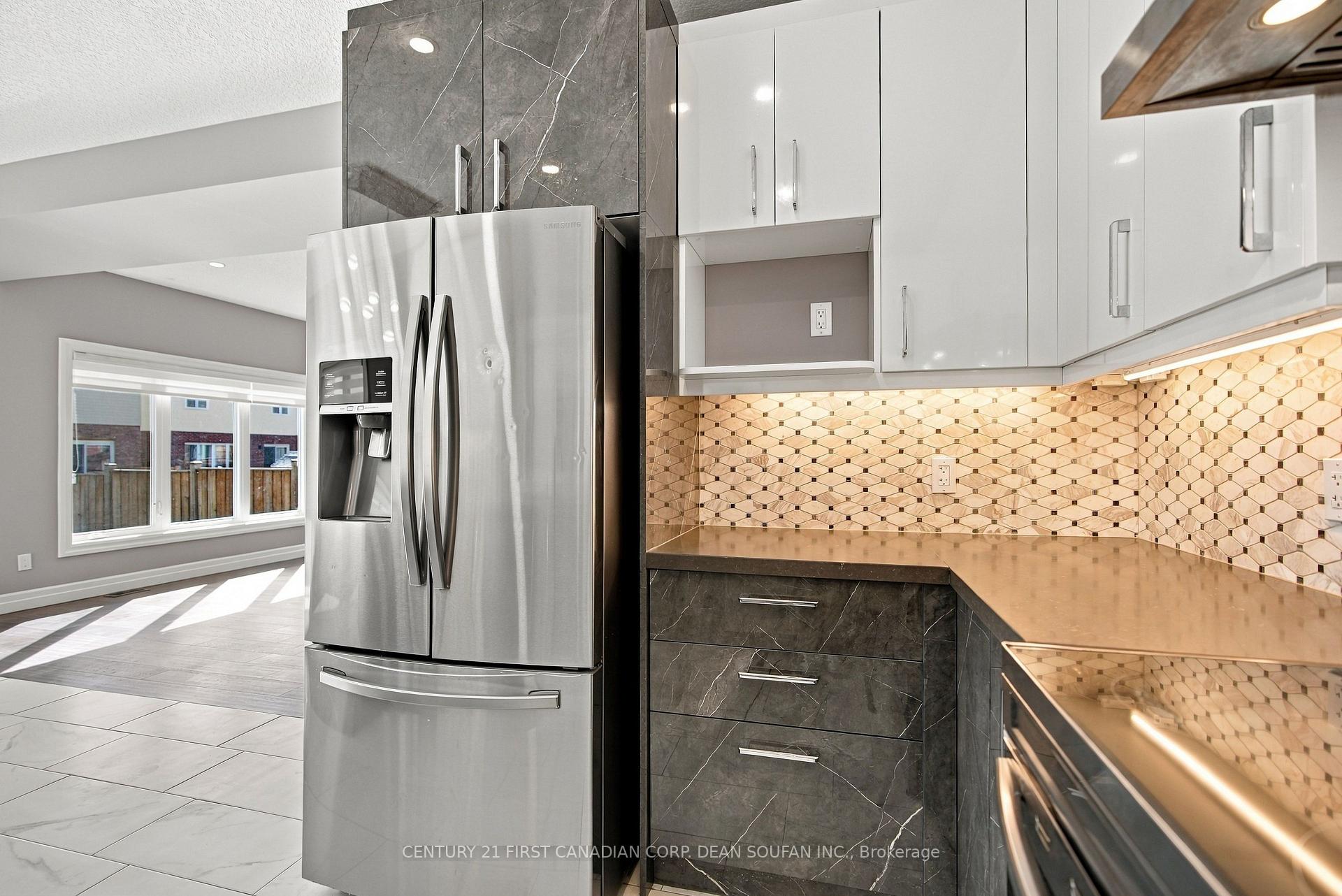 Photo 19 of 2943 Lemieux Walk, London, South W — HOMEH