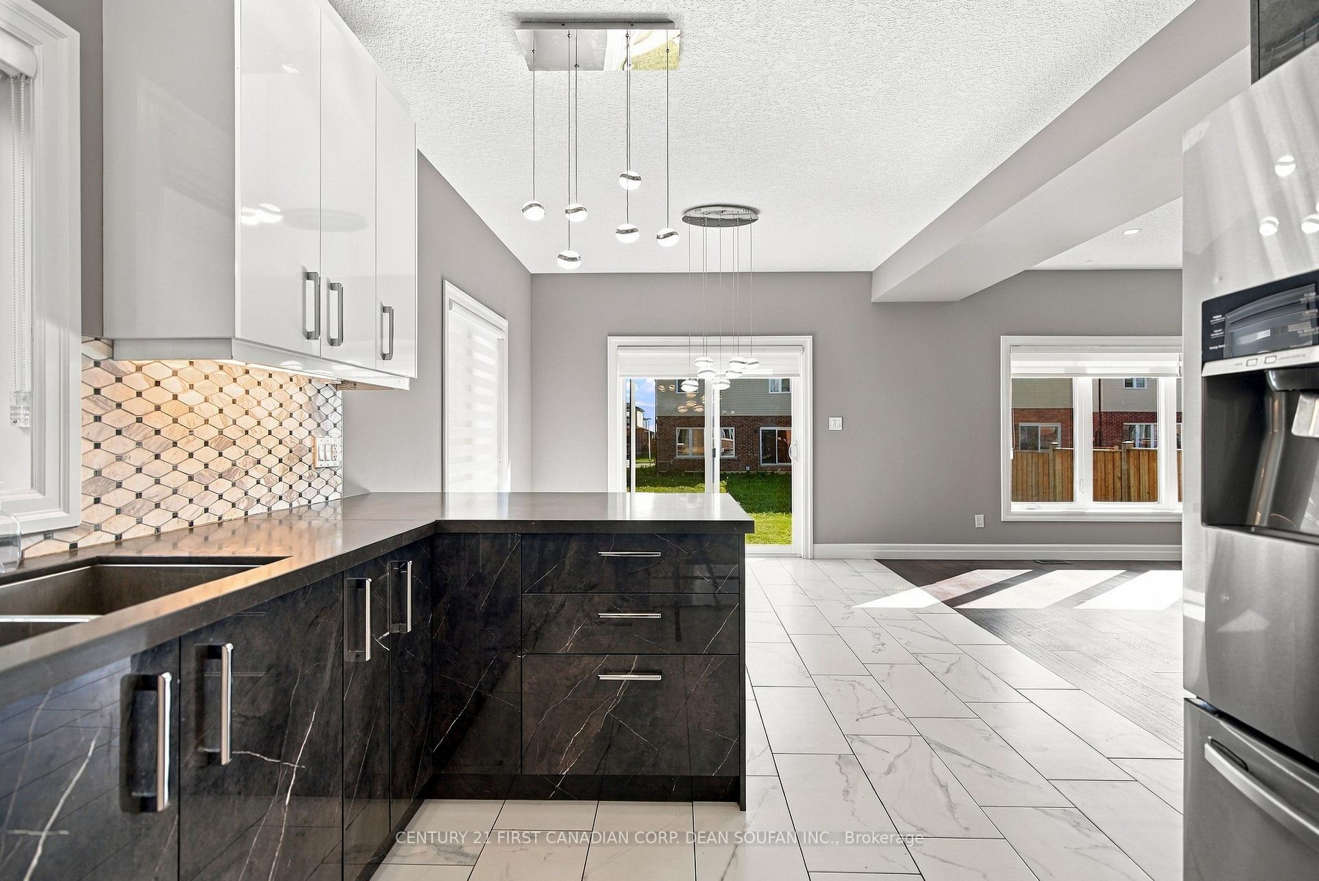 Photo 20 of 2943 Lemieux Walk, London, South W — HOMEH