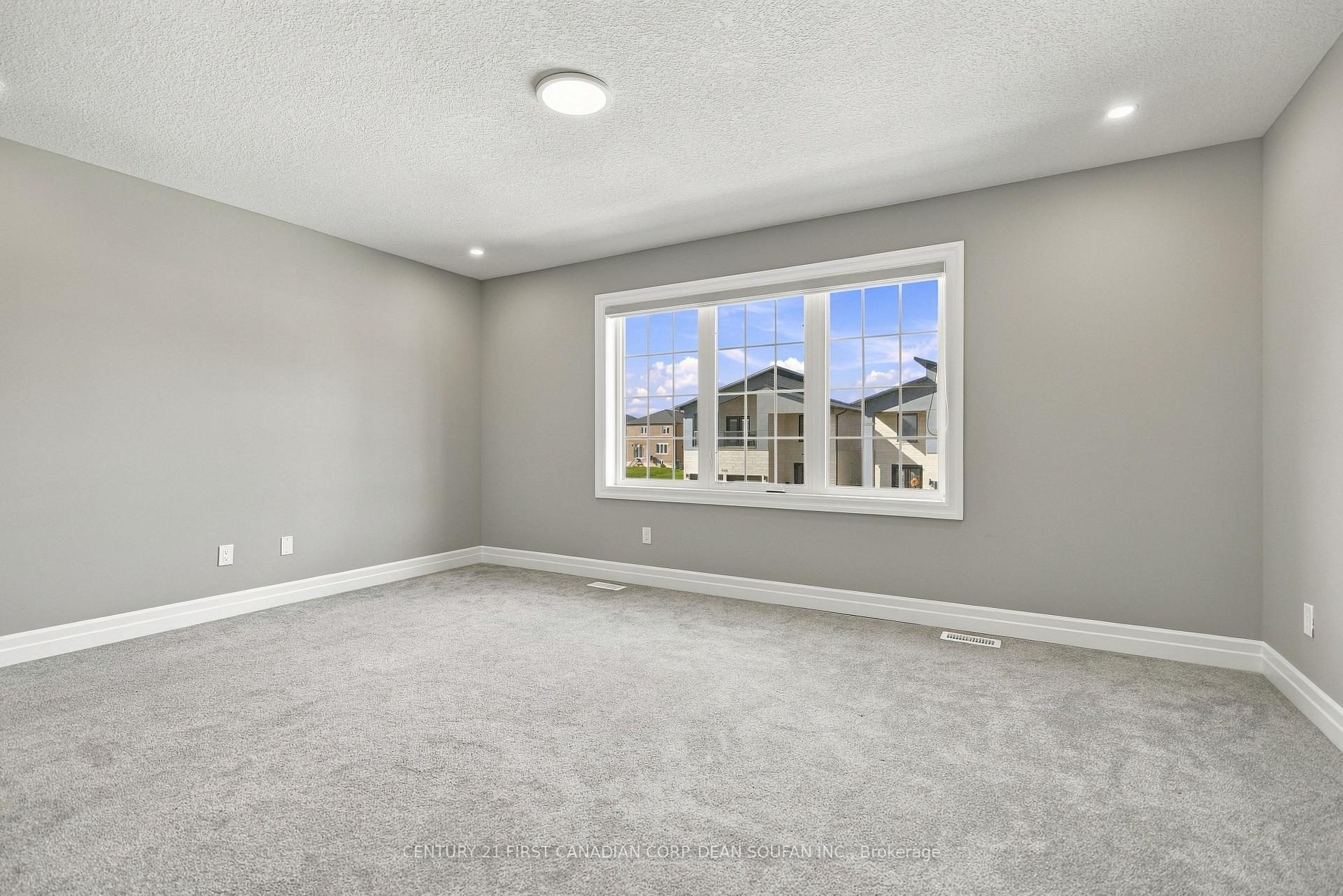 Photo 32 of 2943 Lemieux Walk, London, South W — HOMEH