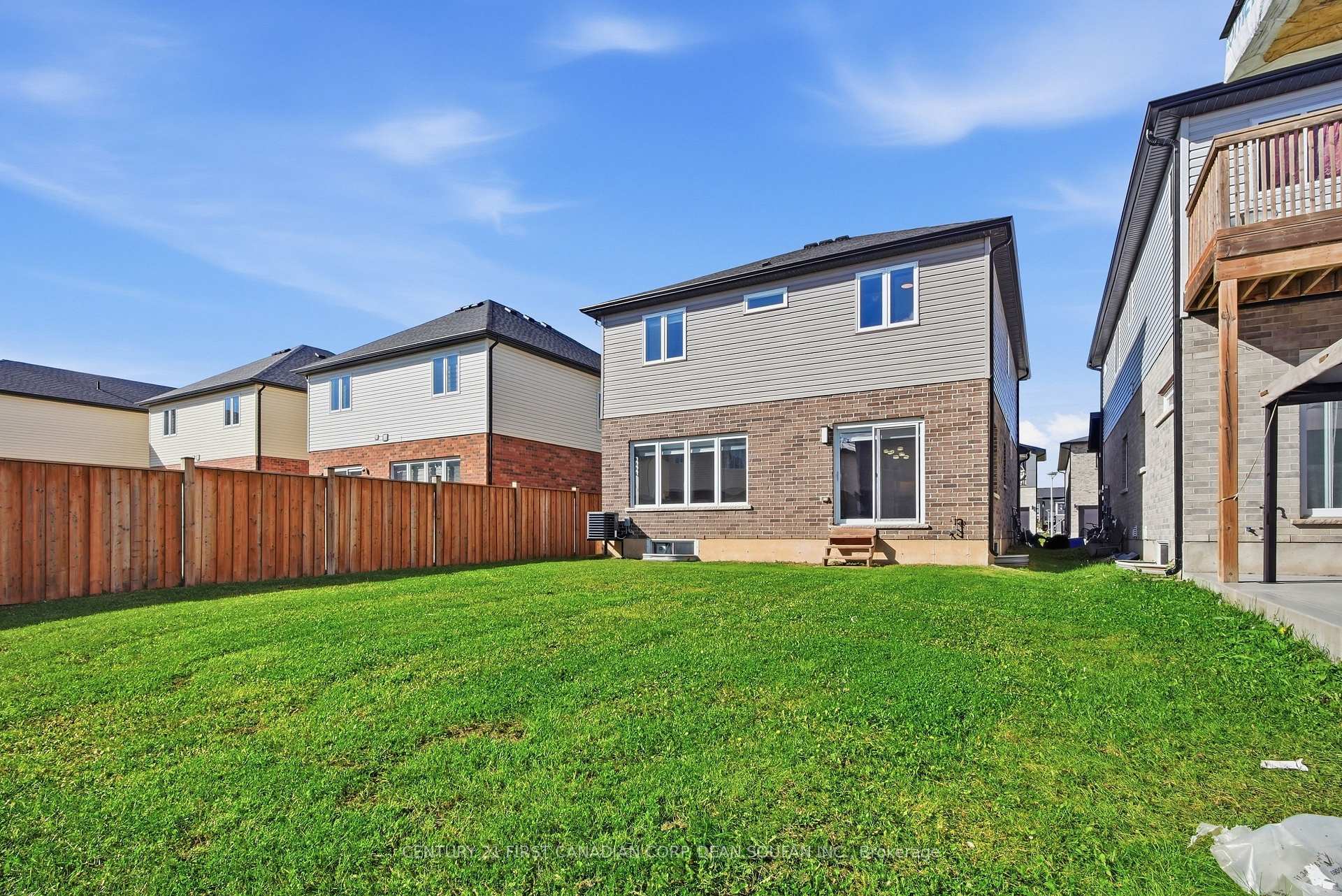 Photo 46 of 2943 Lemieux Walk, London, South W — HOMEH