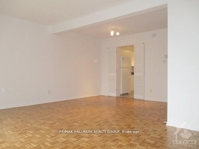 Photo 8 of 84 Paddington Private, Ottawa, Heron Gate/Industrial Park — HOMEH