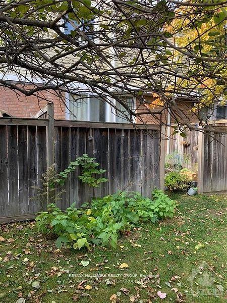 Photo 17 of 84 Paddington Private, Ottawa, Heron Gate/Industrial Park — HOMEH