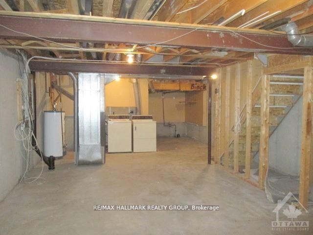 Photo 18 of 84 Paddington Private, Ottawa, Heron Gate/Industrial Park — HOMEH