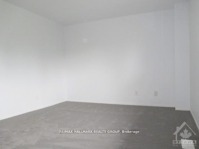 Photo 23 of 84 Paddington Private, Ottawa, Heron Gate/Industrial Park — HOMEH