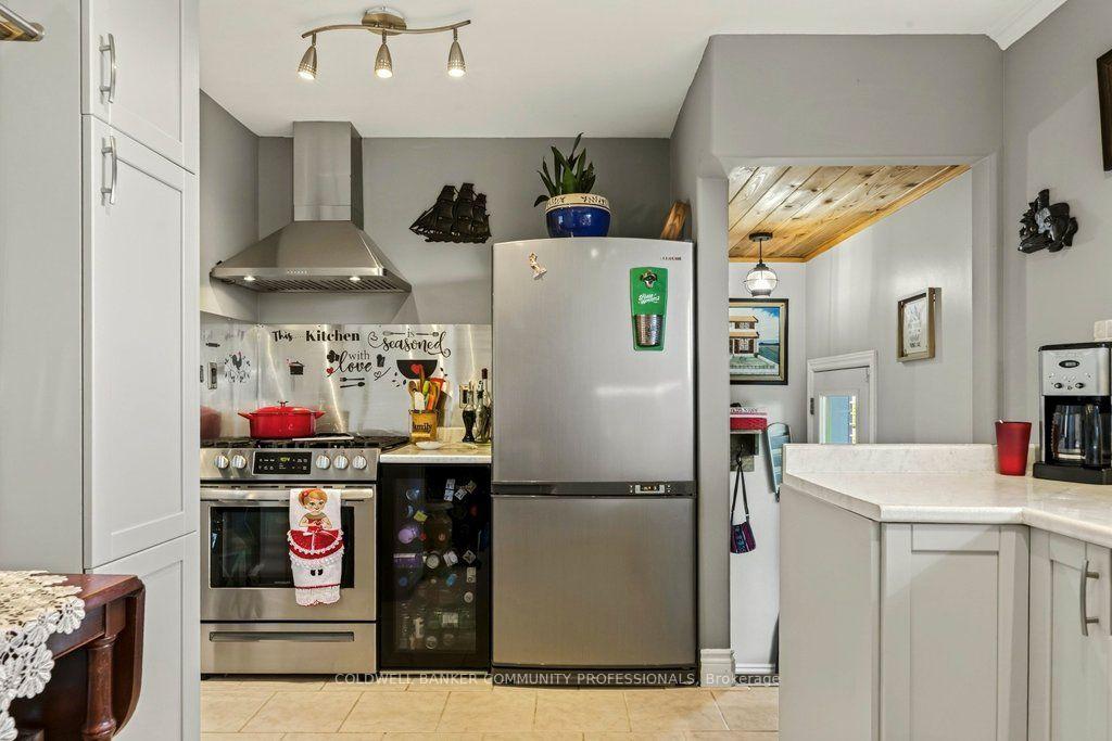 Photo 12 of 919 Ridge Road, Hamilton, Rural Stoney Creek — HOMEH