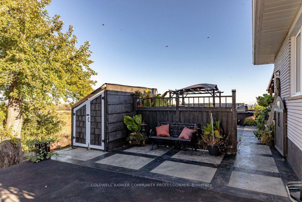 Photo 26 of 919 Ridge Road, Hamilton, Rural Stoney Creek — HOMEH