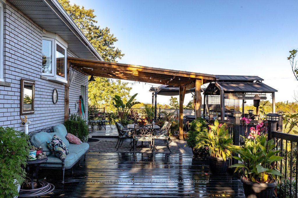 Photo 33 of 919 Ridge Road, Hamilton, Rural Stoney Creek — HOMEH