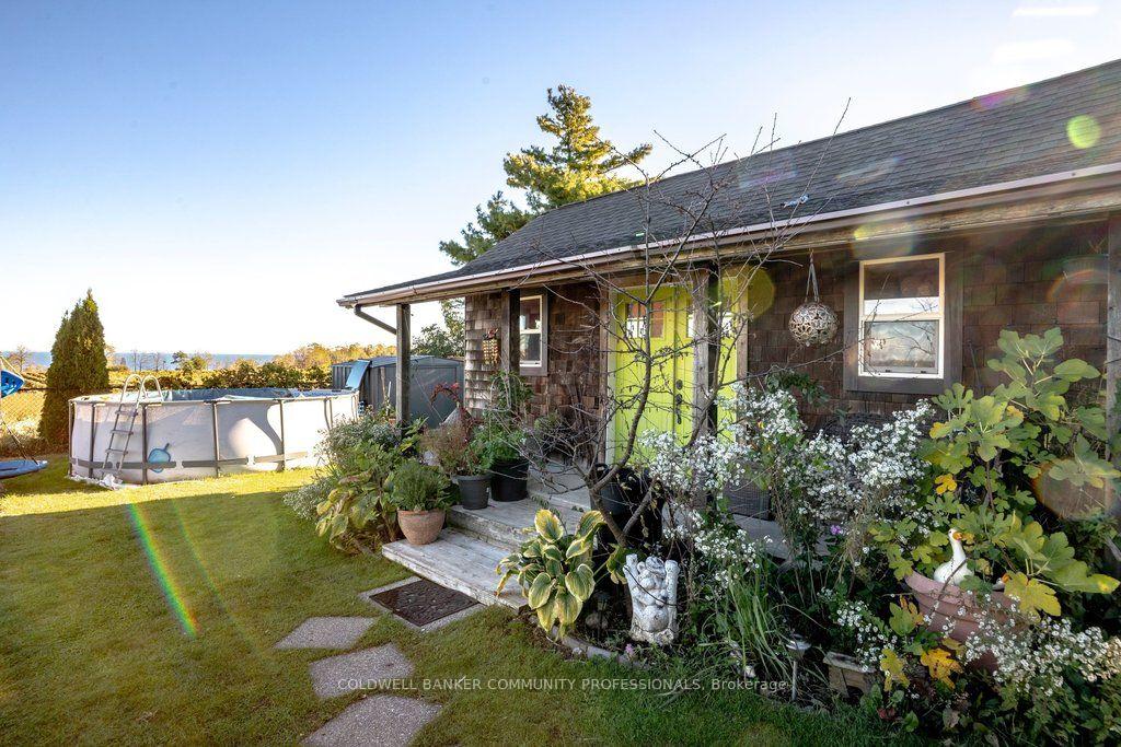 Photo 34 of 919 Ridge Road, Hamilton, Rural Stoney Creek — HOMEH