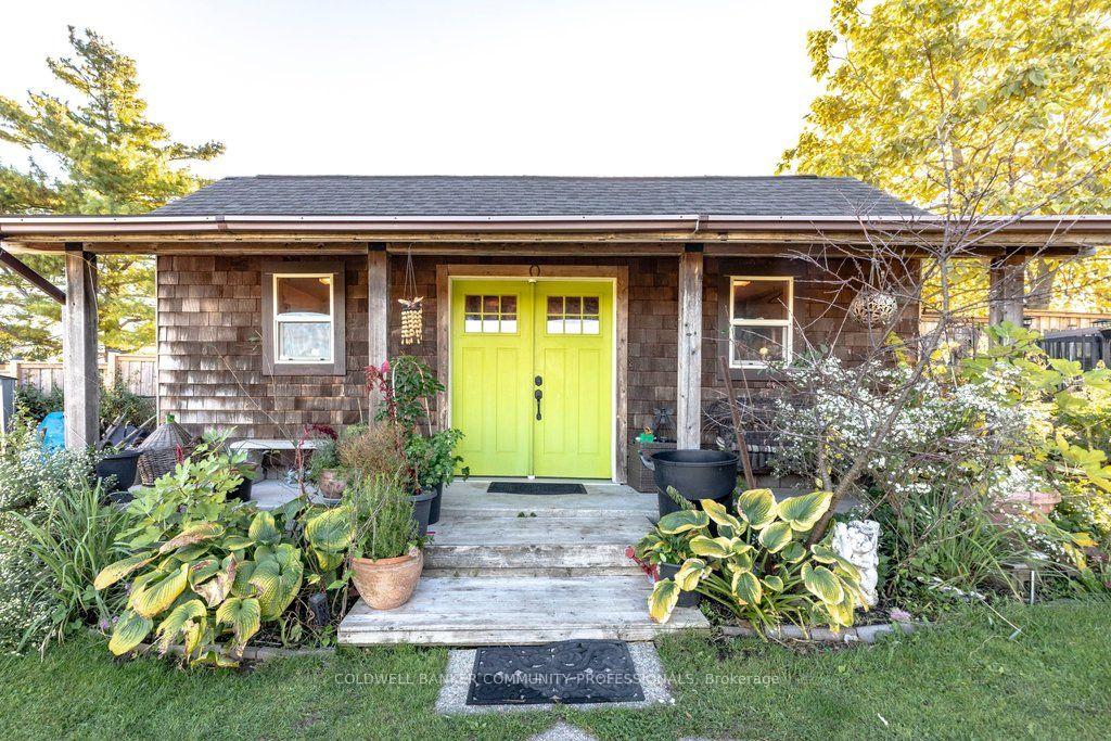 Photo 35 of 919 Ridge Road, Hamilton, Rural Stoney Creek — HOMEH