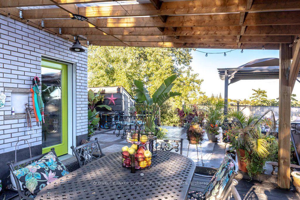 Photo 38 of 919 Ridge Road, Hamilton, Rural Stoney Creek — HOMEH