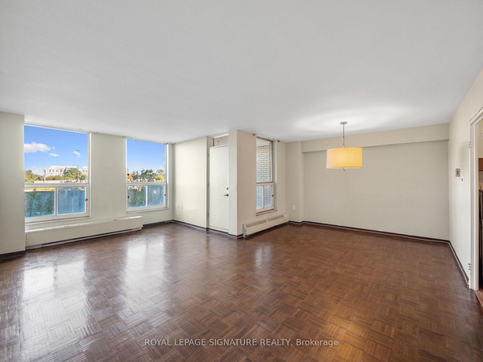 Photo 2 of Unit 404, 130 Neptune Drive, Toronto, Englemount-Lawrence — HOMEH