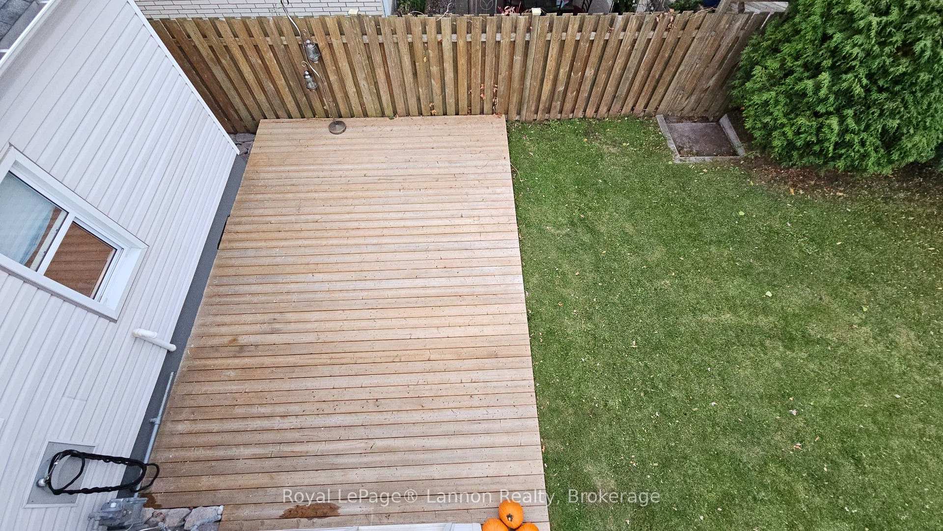 Photo 4 of 220 High Street S, Thunder Bay, Mariday Heights — HOMEH