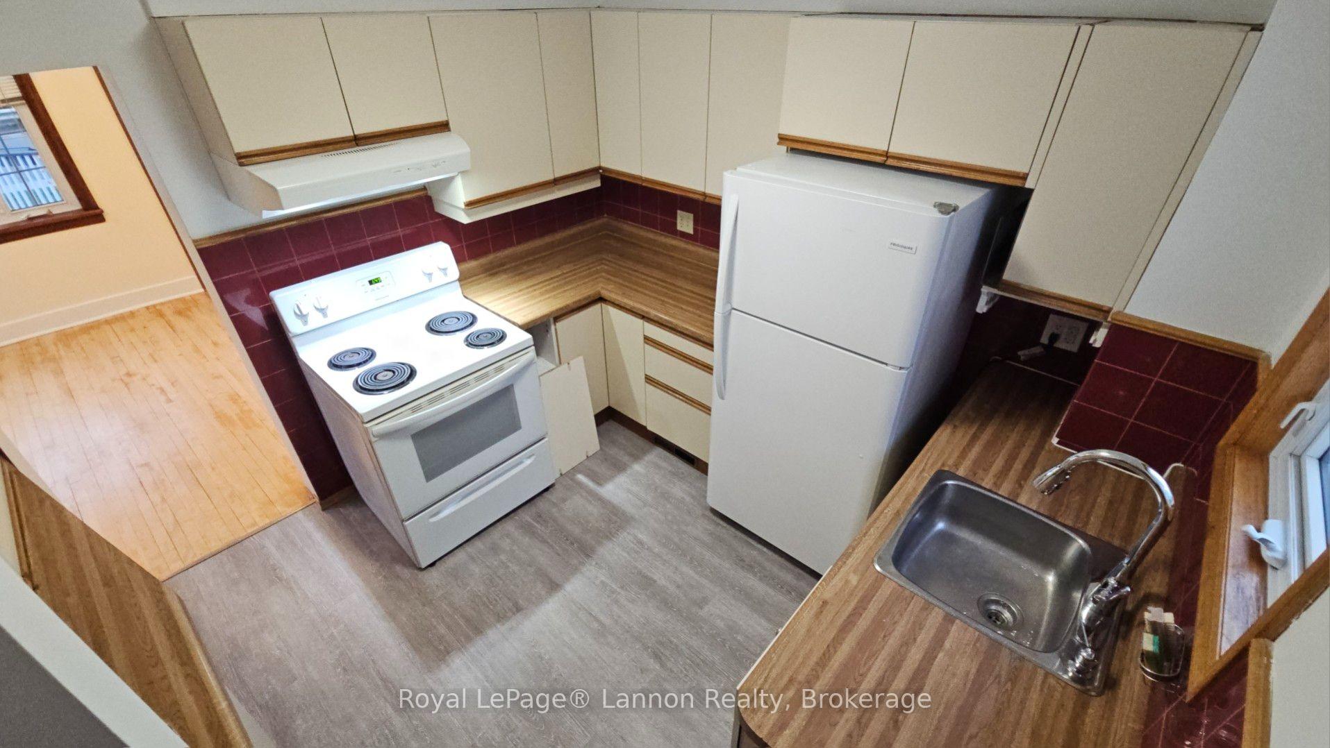 Photo 7 of 220 High Street S, Thunder Bay, Mariday Heights — HOMEH