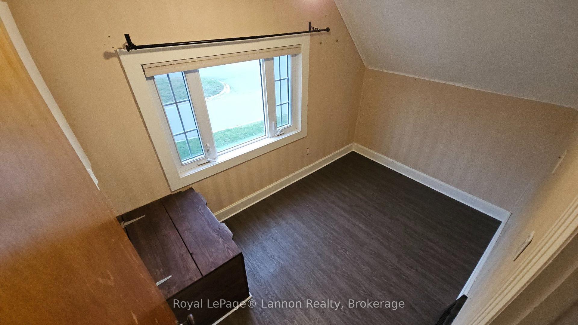Photo 13 of 220 High Street S, Thunder Bay, Mariday Heights — HOMEH