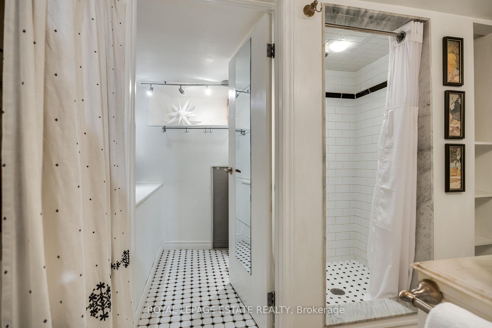 Photo 37 of 74 Edwin Avenue, Toronto, Dovercourt-Wallace Emerson-Junction — HOMEH