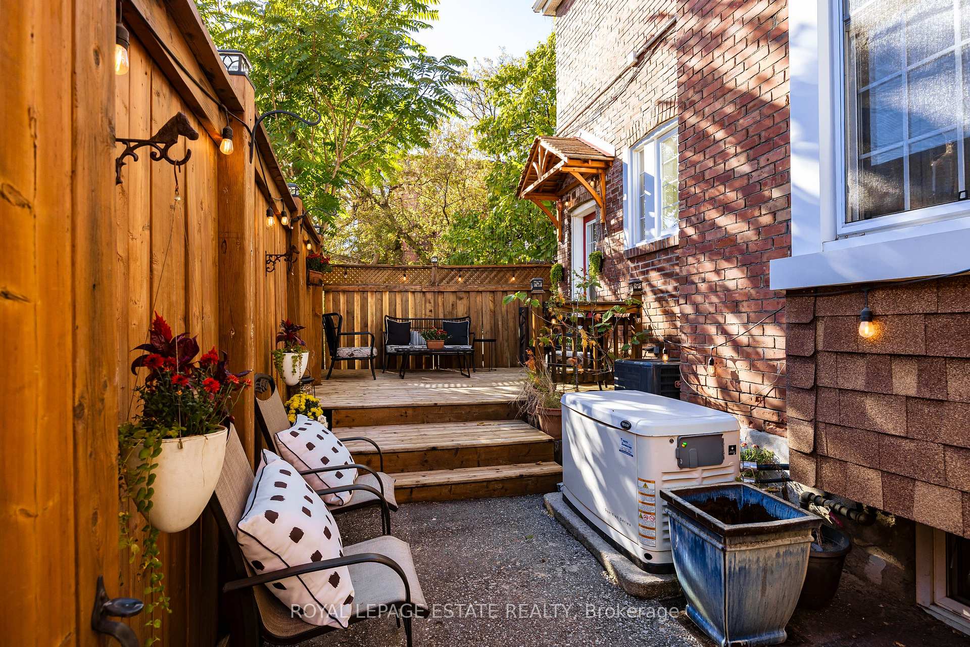 Photo 40 of 74 Edwin Avenue, Toronto, Dovercourt-Wallace Emerson-Junction — HOMEH