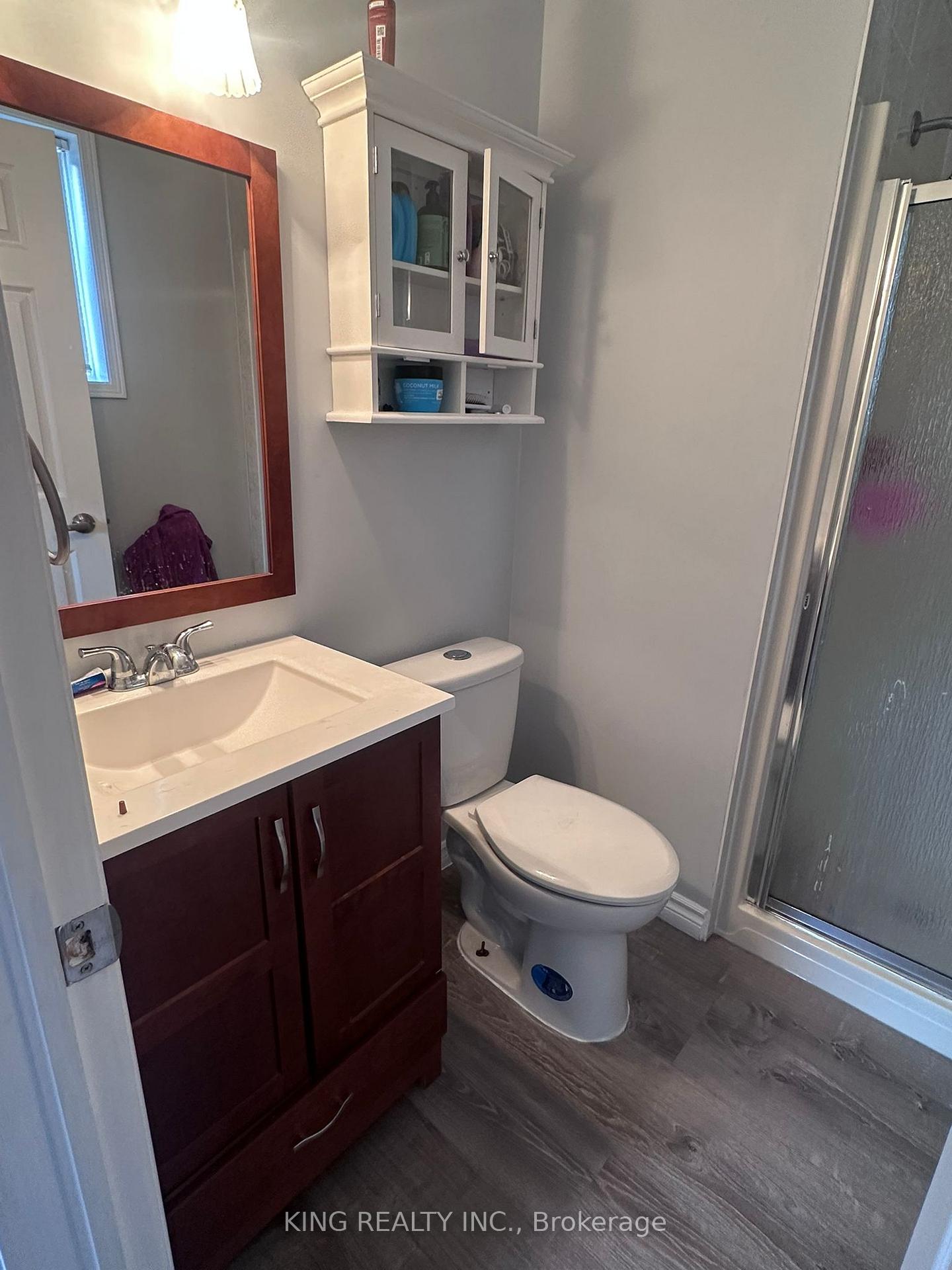 Photo 9 of 9 Whitehorn Crescent, Barrie, Holly — HOMEH
