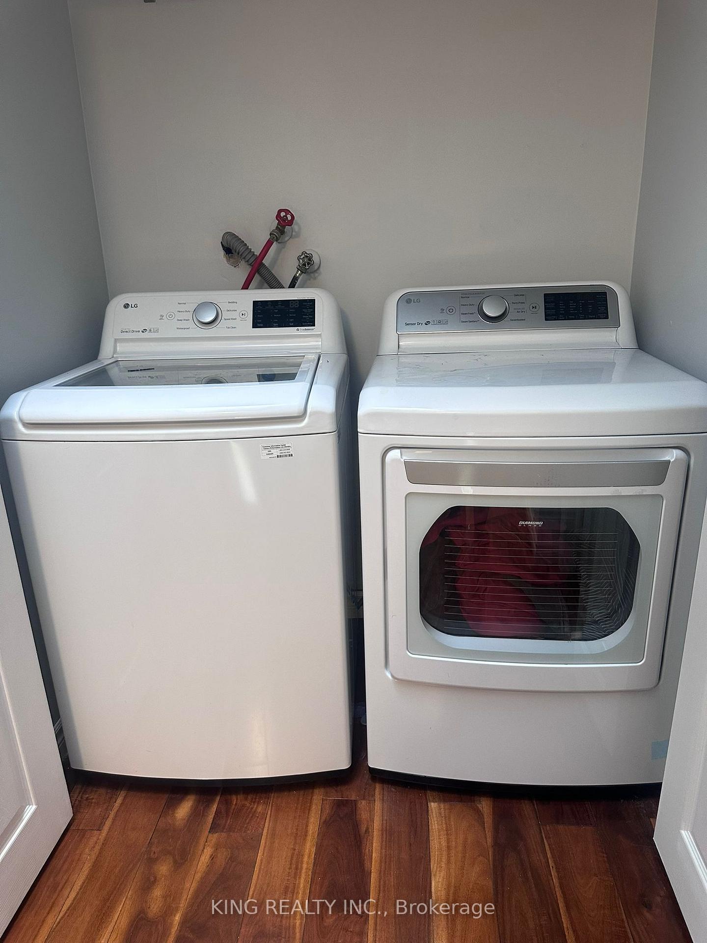 Photo 16 of 9 Whitehorn Crescent, Barrie, Holly — HOMEH