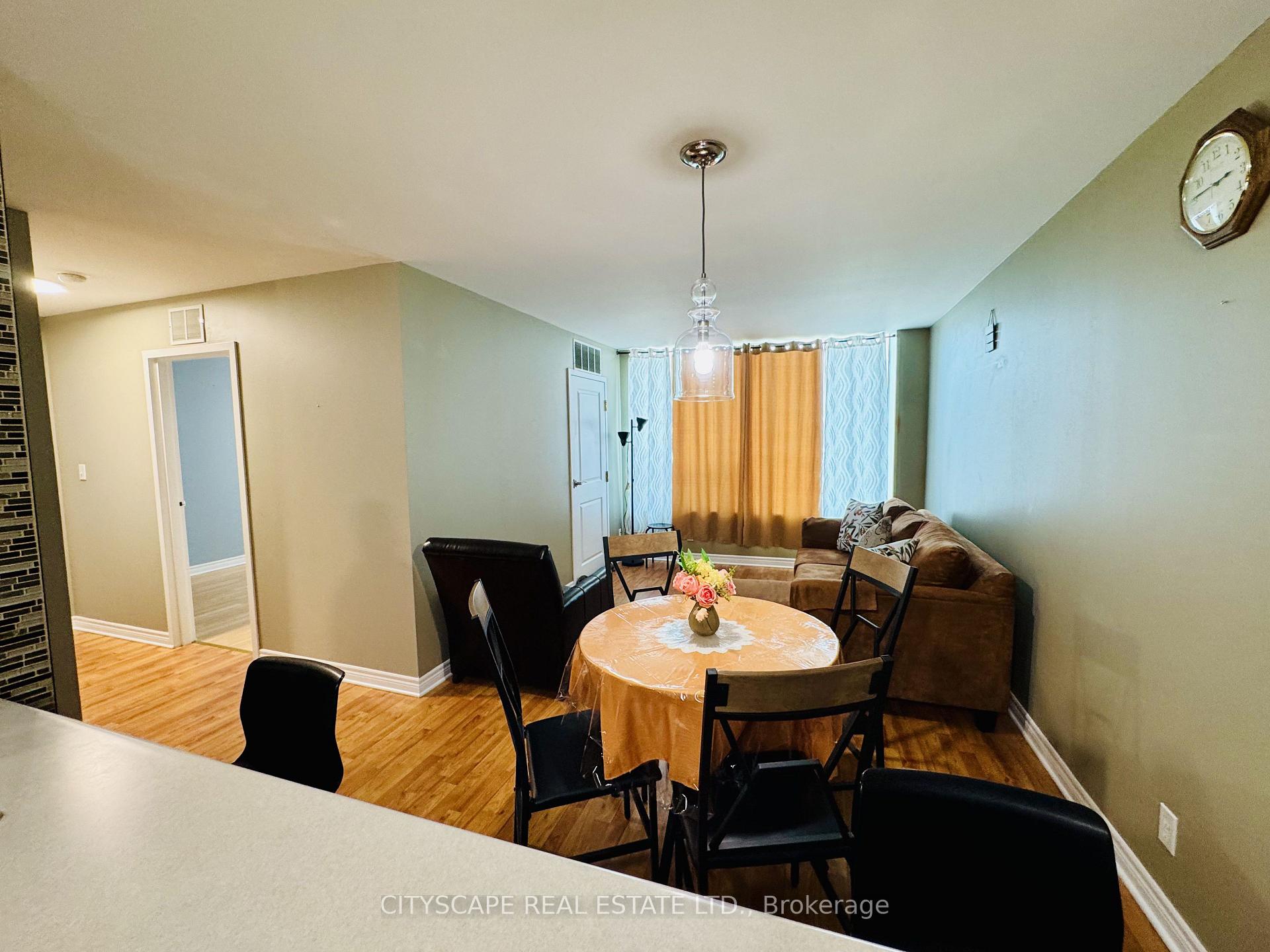Photo 5 of Unit 5F, 540 Ouellette Avenue, Windsor — HOMEH