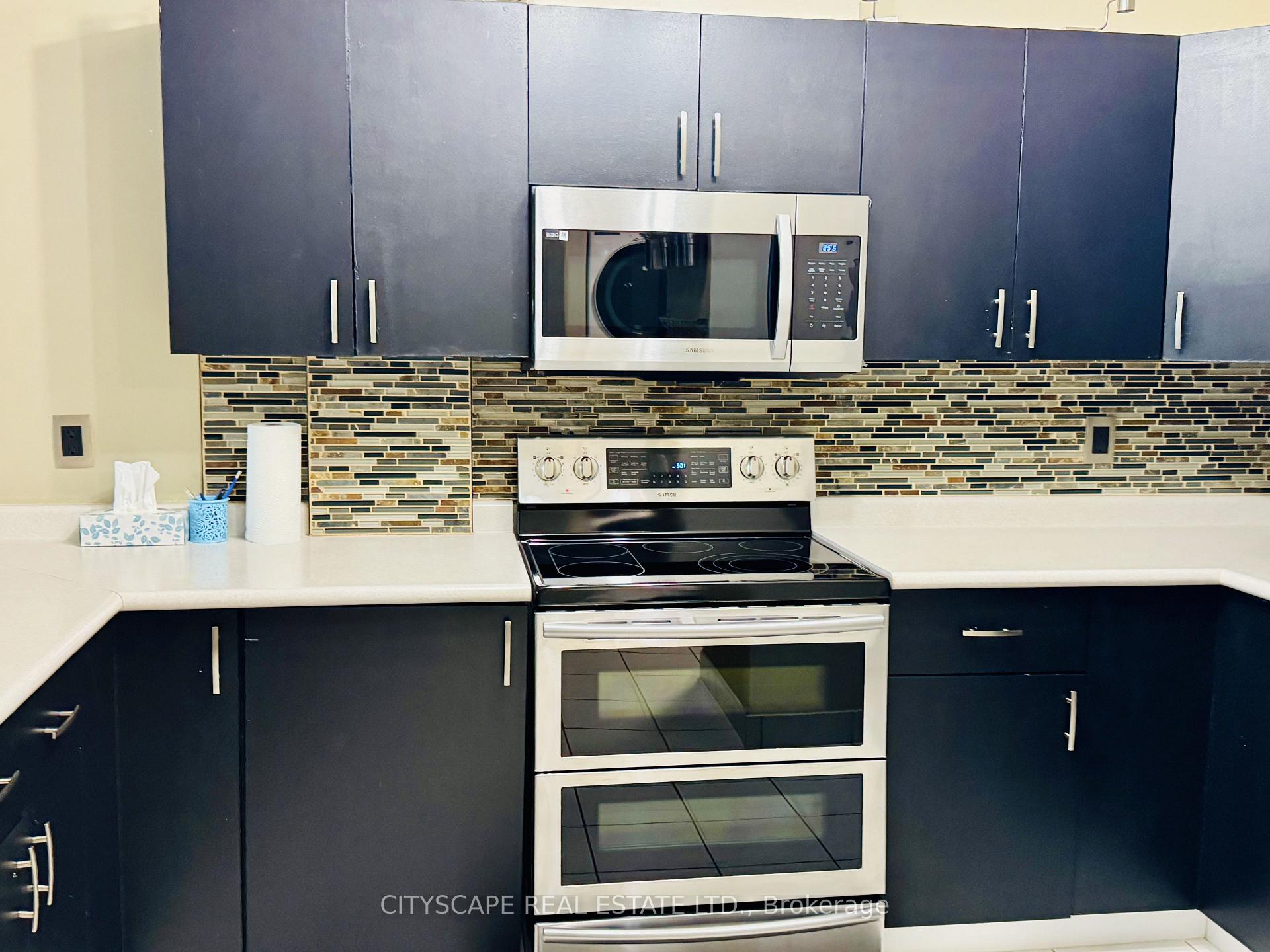 Photo 10 of Unit 5F, 540 Ouellette Avenue, Windsor — HOMEH