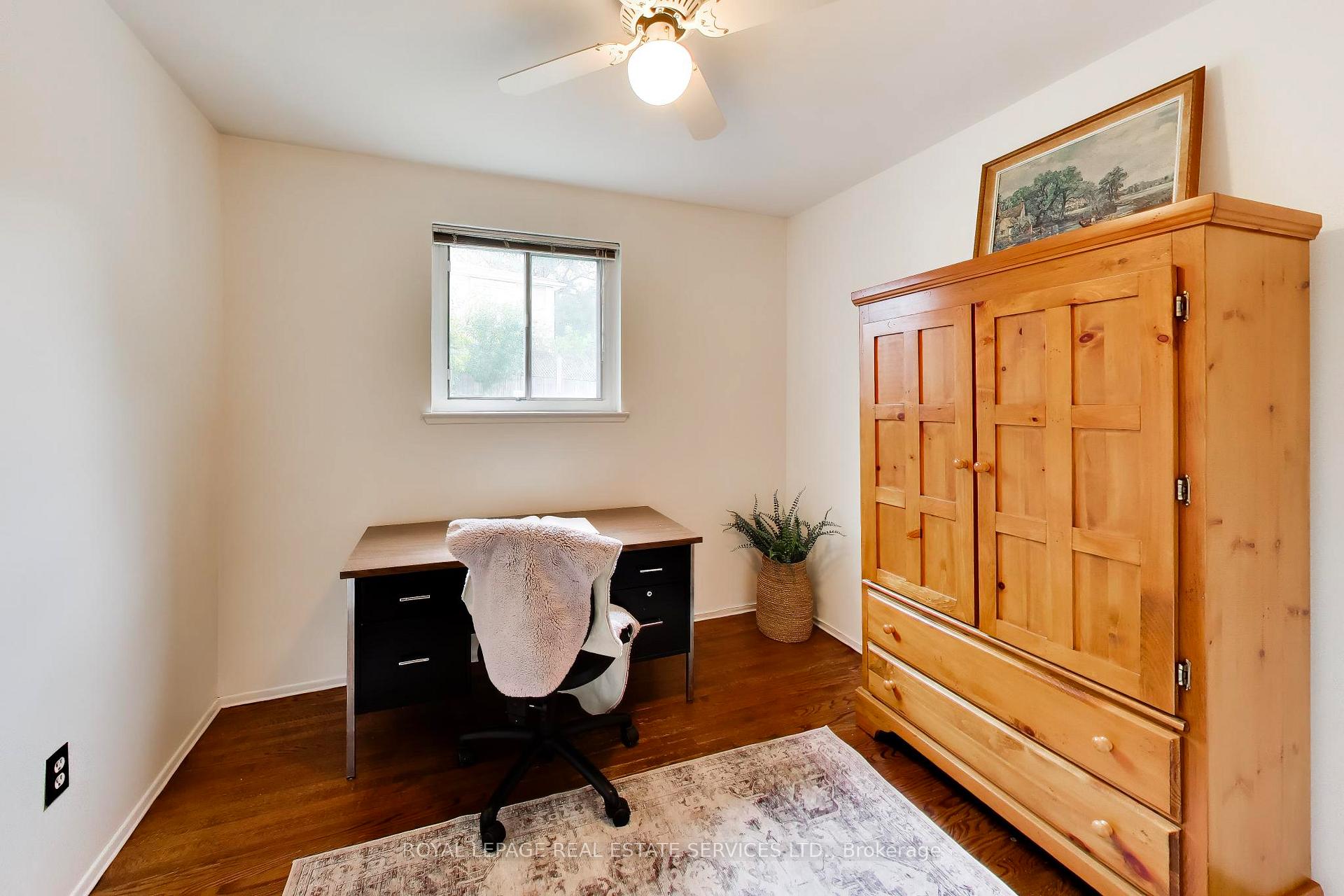 Photo 17 of 24 Elmvale Crescent, Etobicoke, West Humber-Clairville — HOMEH