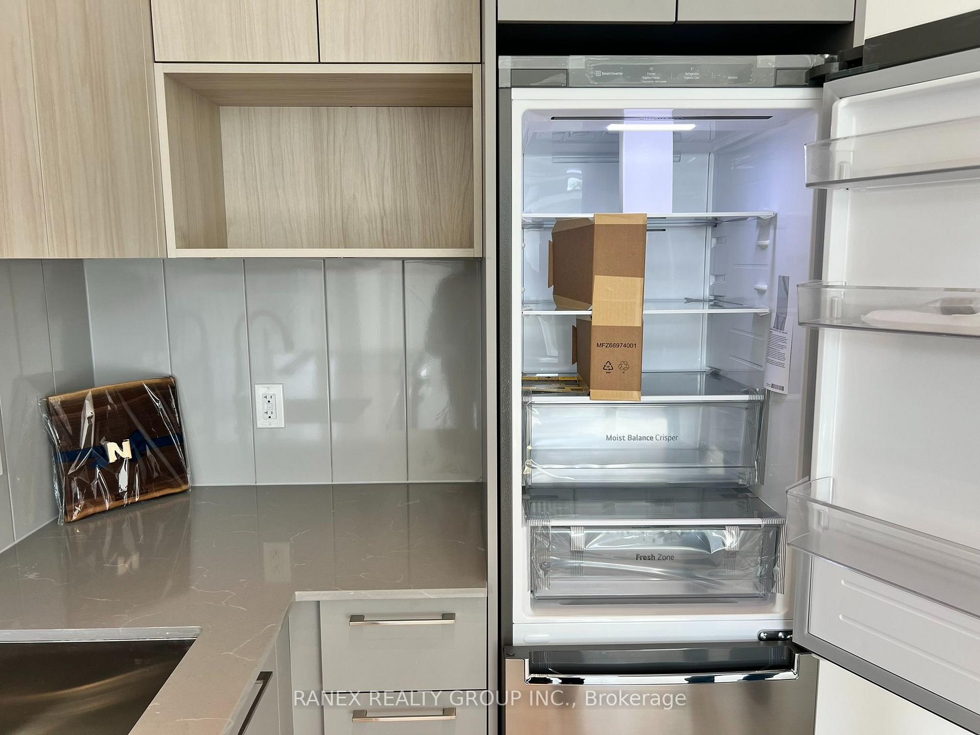 Photo 15 of Unit 206, 500 Plains Road E, Burlington, LaSalle — HOMEH