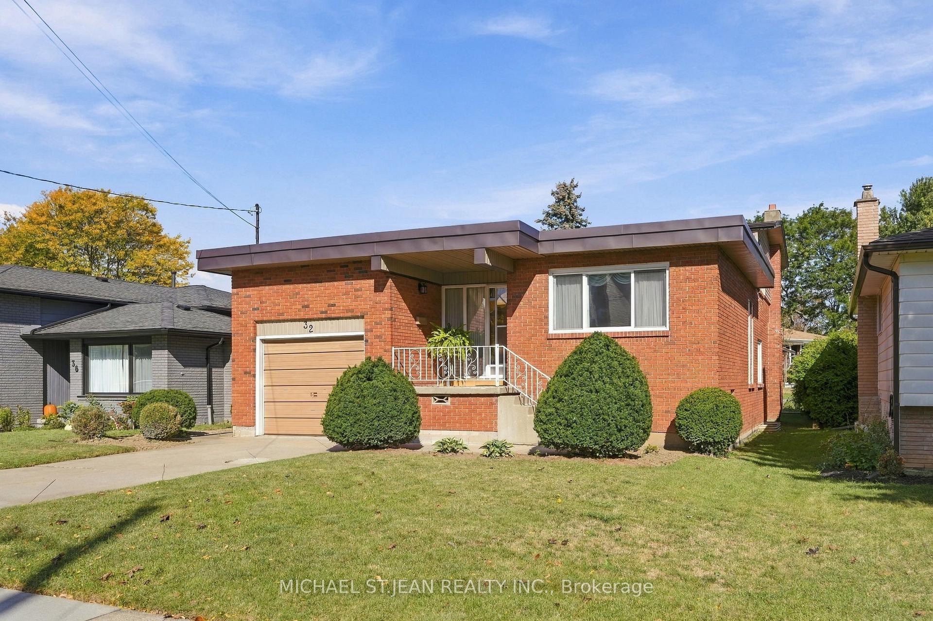 Photo 5 of 32 San Fernando Drive, Hamilton, Buchanan — HOMEH