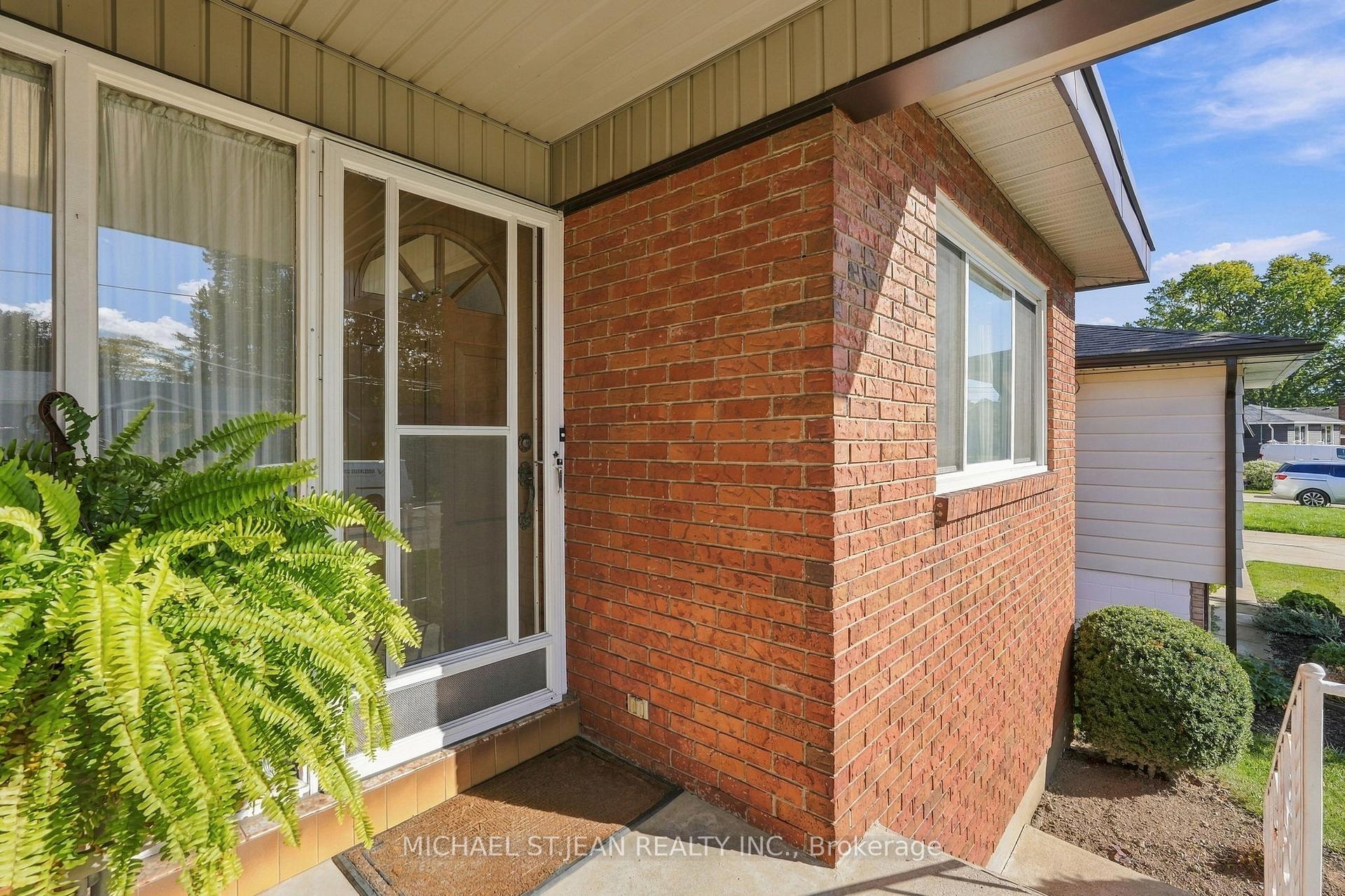 Photo 6 of 32 San Fernando Drive, Hamilton, Buchanan — HOMEH