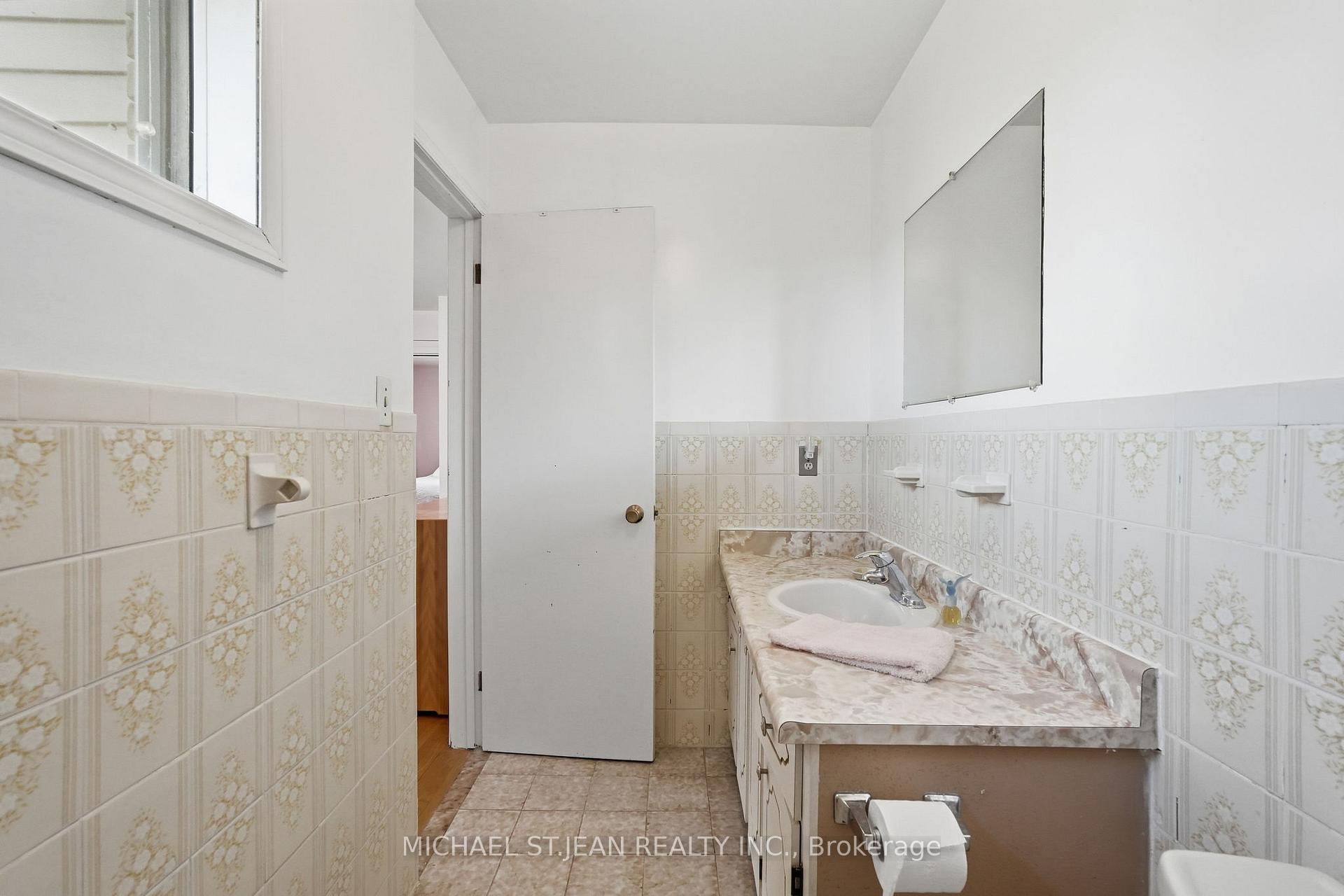 Photo 26 of 32 San Fernando Drive, Hamilton, Buchanan — HOMEH