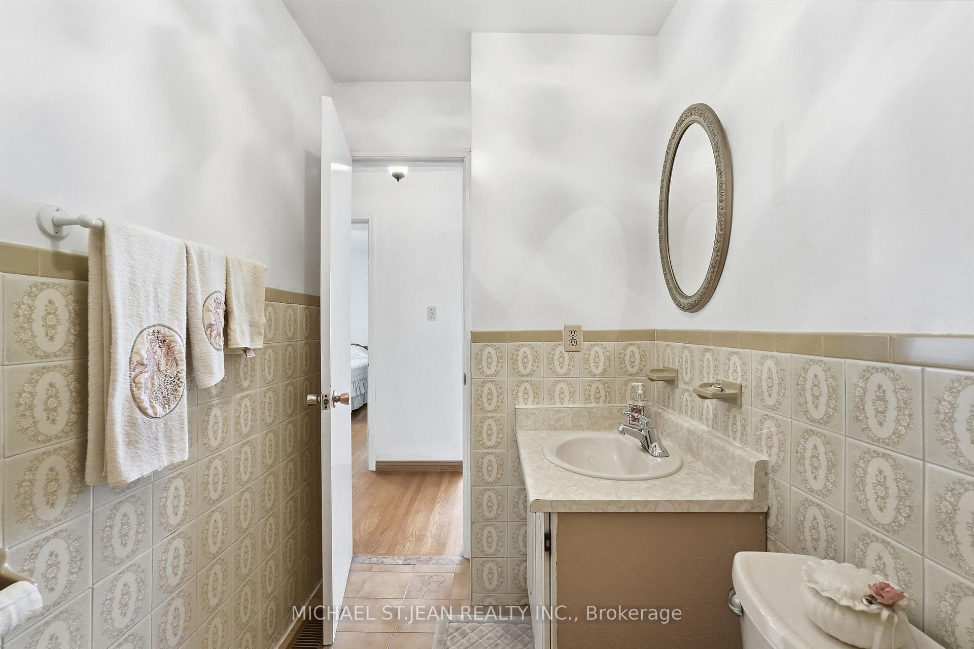 Photo 28 of 32 San Fernando Drive, Hamilton, Buchanan — HOMEH